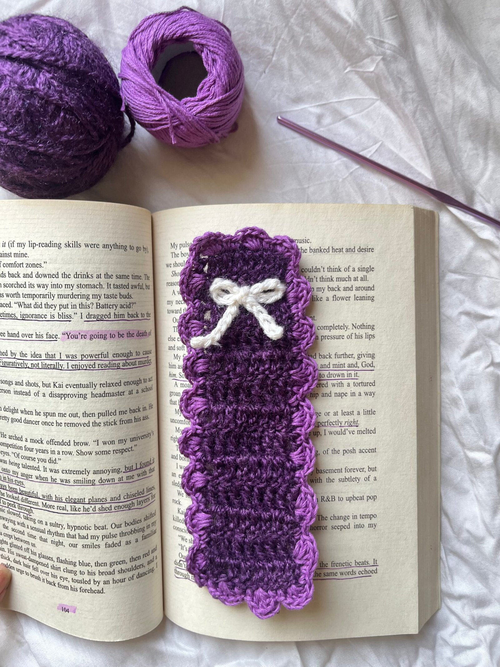 IMG_8504 Crochet Bookmark With Bow - Image 1