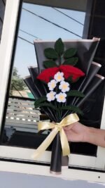 Crochet Rose & Daisy Bouquet
